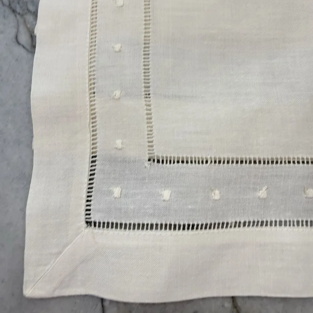 NEW Set of 6 Vintage Ivory Linen Hemstitched Embroidered Dot Placemats 12x16